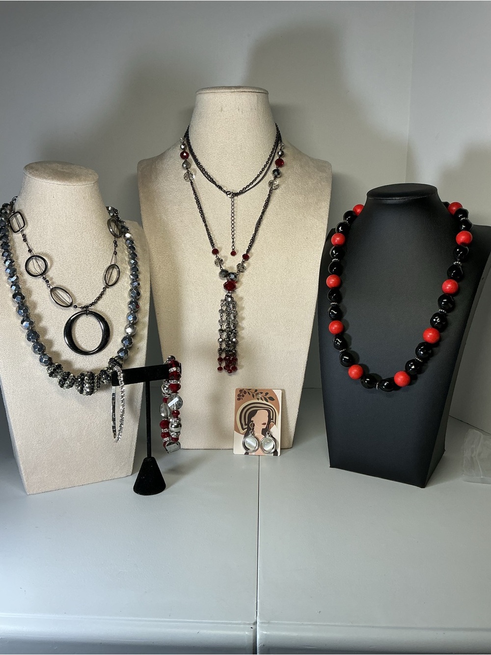 Erica Lyons and Unbranded Jewelry Bundle
